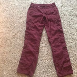 North face cargo pants maroon color
